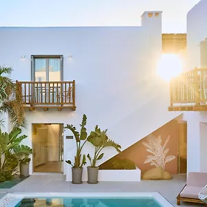 4* Hotel Adorno And